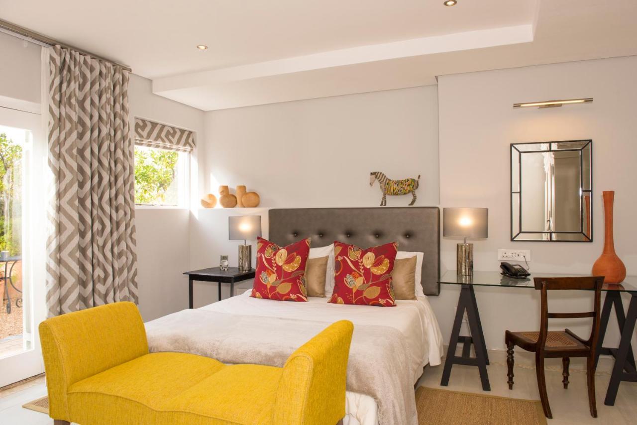 Four Rosmead Boutique Guesthouse Cape Town Exterior photo