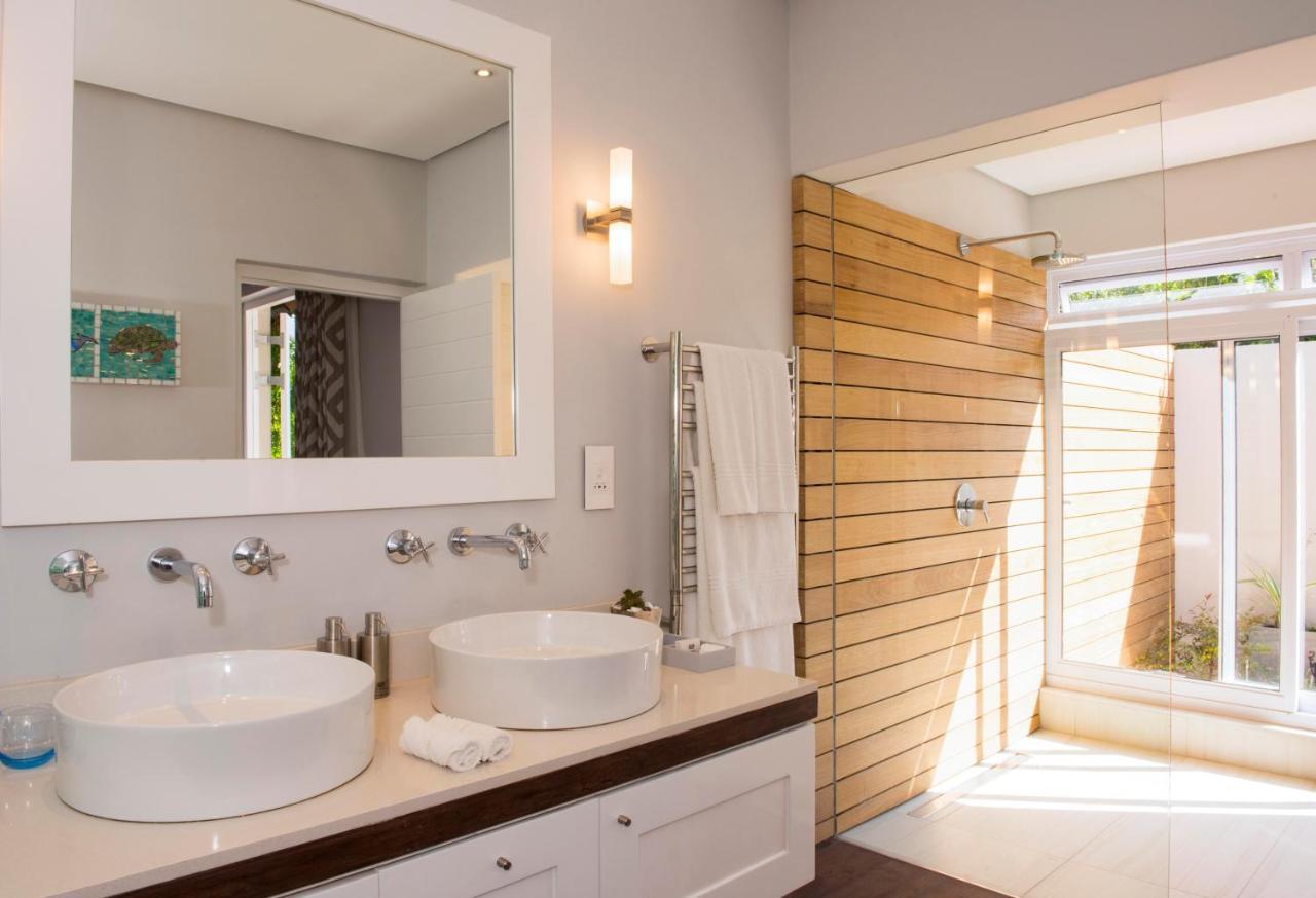 Four Rosmead Boutique Guesthouse Cape Town Exterior photo
