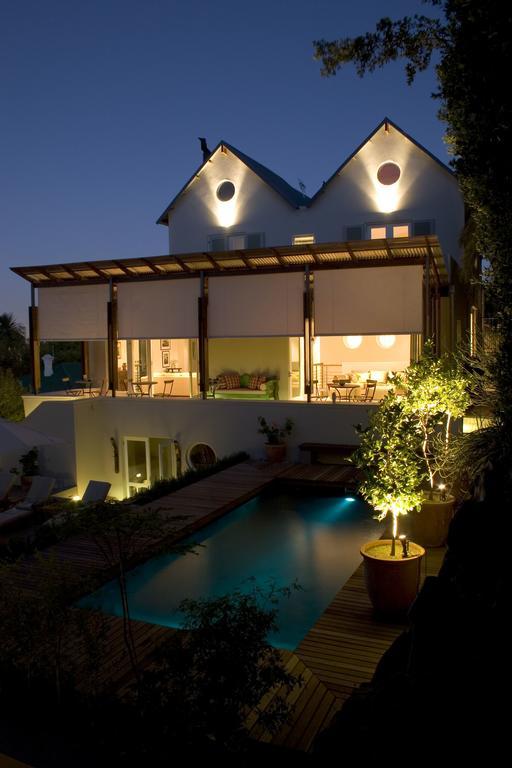 Four Rosmead Boutique Guesthouse Cape Town Exterior photo